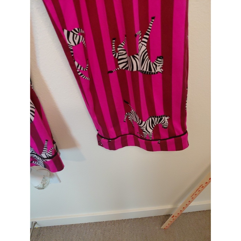 Room Service Zebra Pajama Set XL Pink Lounge Soft Sleepwear Shawl Collar - Picture 3 of 9